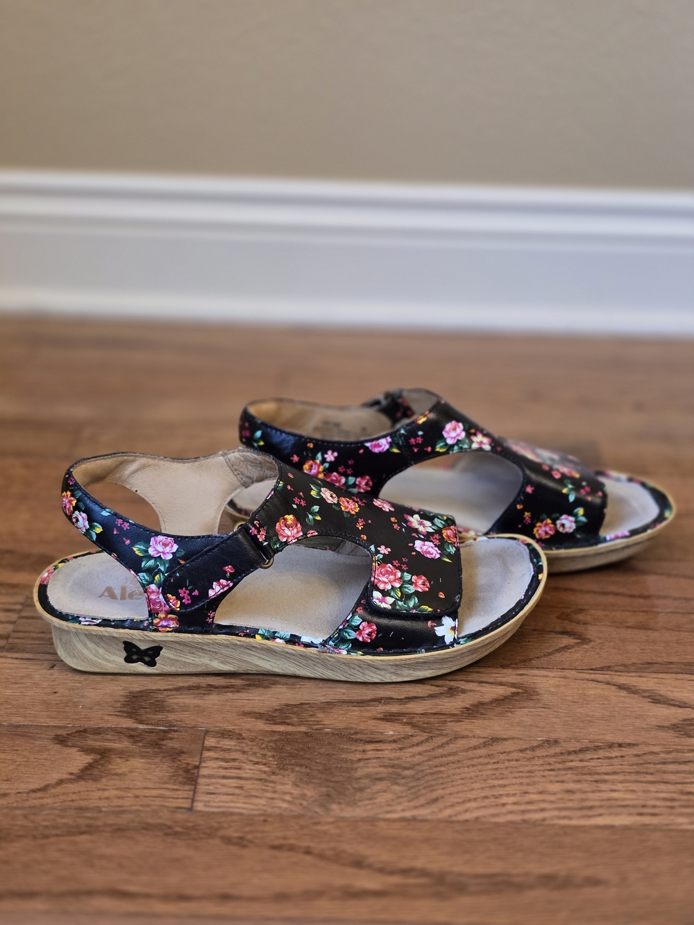 Alegria Floral Black Adjustable Comfort Sandals Size 39